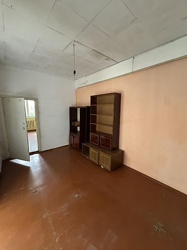 Продажа квартир: 3 комнаты, 41 м², Индивидуалка, 1 этаж, Требуется ремонт — 2