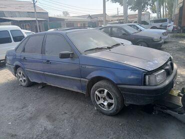 рельсы р17: Volkswagen Passat: 1990 г., Механика, Седан