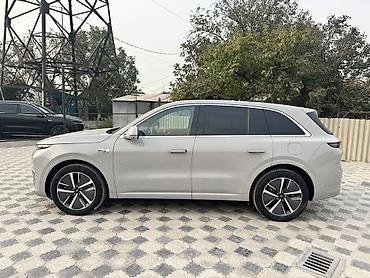 golf 1 1987: Lixiang L7: 2025 г., 1.5 л, Автомат, Гибрид, Кроссовер — 6