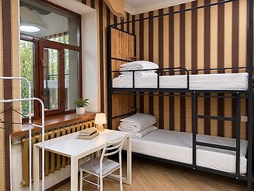 hostel: Хостел в центре Бишкека От 650 Сомов за койко место Чистые, уютные — 1