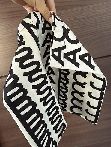 hobo: Сумка Marc Jacobs — модель Hobo (crescent) из чёрной зернистой кожи — 3