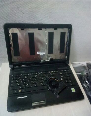моющий пылесос karcher: Fujitsu-Siemens LifeBook A530 на запчасти Наличие деталей: -