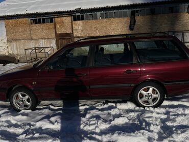 Volkswagen: Volkswagen Passat Variant: 1994 г., 1.8 л, Механика, Бензин, Универсал — 4