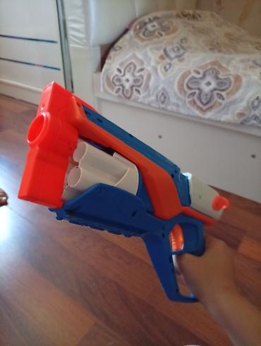 nerf oyuncaq silahlar: Nerf oyuncaq tapançası – 6 lüləli dart atıcı - Rənglər: mavi, ağ və — 4
