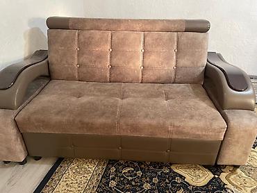 sofa bed: Продаю два дивана Серый диван Длина — 2,2 м. Просторный, мягкий и — 1