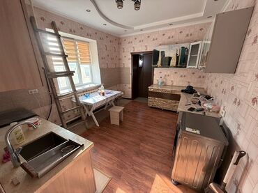 Долгосрочная аренда домов: 200 м², 5 комнат, Бронированные двери, Забор, огорожен at lalafo.kg — 7 Долгосрочная аренда домов: 200 м², 5 комнат, Бронированные двери, Забор, огорожен — 7