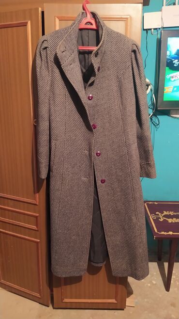 женское пальто: Пальто M (EU 38), L (EU 40), цвет - Серый