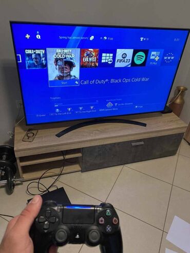 Ηλεκτρονικά Παιχνίδια & Κονσόλες: Πωλείται Playstation 4 σε άριστη κατάσταση 1 TB μαζι με χειριστήριο