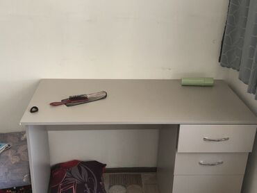 стол офисный: Офисный Стол, цвет - Белый, Новый