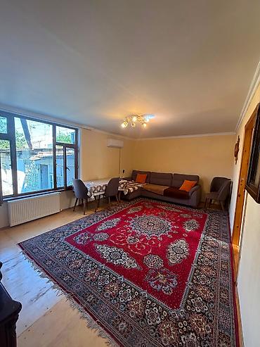 baki bina evi: Salam ev xaçmaz şəhəri şəmsəddin Sultanov küçəsində yerleşir.Ev bazar — 1