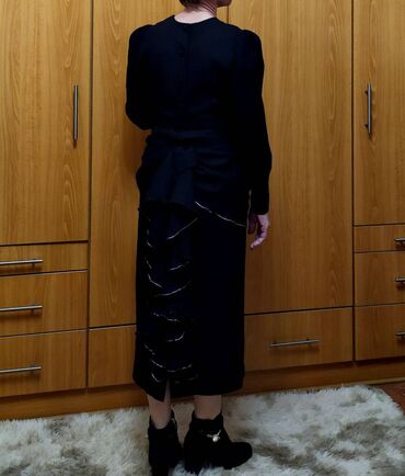 Κοστούμια: Αυτό το φόρεμα είναι μέγεθος S. Είναι φτιαγμένο σε vintage στυλ. Είναι — 4