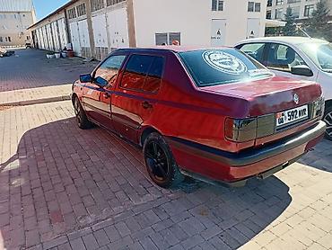 бампер camry 70: Volkswagen Vento: 1992 г., 1.8 л, Механика, Бензин, Седан — 2