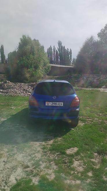 другие марки: Nissan Almera: 2001 г., 1.8 л, Механика, Бензин, Хэтчбэк — 4
