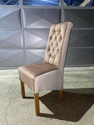 Stilske stolice: Tapacirane trpezarijske stolice sa visokim naslonom - Dizajn — 8