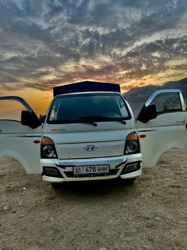 вольво грузовой транспорт: Жүк ташуучу унаа, Hyundai, Стандарт, Колдонулган