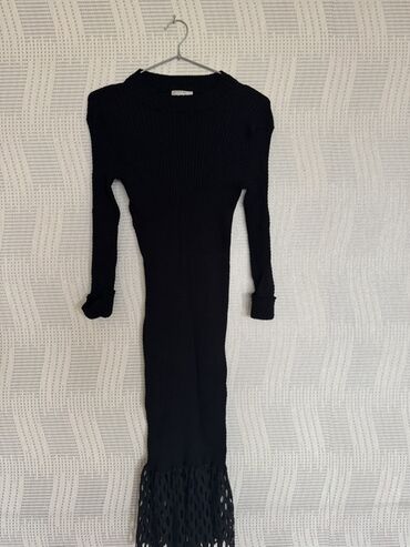 Digər qadın geyimləri: Qadın geyimləri paketi - Boz ətək: Dizüstü uzunluq, ön hissədə — 9