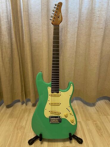 Гитары: Продаю электрогитару Schecter Nick Johnston SSS Цвет: Atomic Green