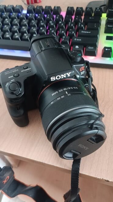 naushniki sony mdr ex450: Продается зеркальную камеру Sony Alpha 37 с функциями