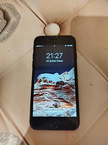 iphone 7: IPhone 7, 128 GB, Qara, Barmaq izi — 3