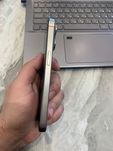 Apple iPhone: IPhone 15 Pro, 128 GB, Natural Titanium, Face ID — 4