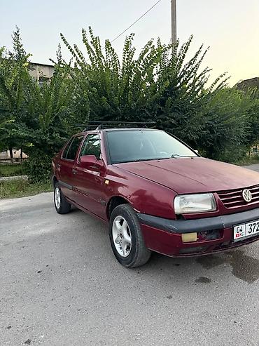 авто эмаль: Volkswagen Vento: 1993 г., 1.6 л, Механика, Бензин, Седан — 3