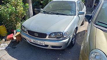 chek it: Toyota Corolla: 2000 г., Бензин, Седан — 1