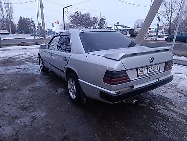 Mercedes-Benz: Mercedes-Benz E-Class: 1987 г., 2 л, Механика, Бензин, Седан — 2