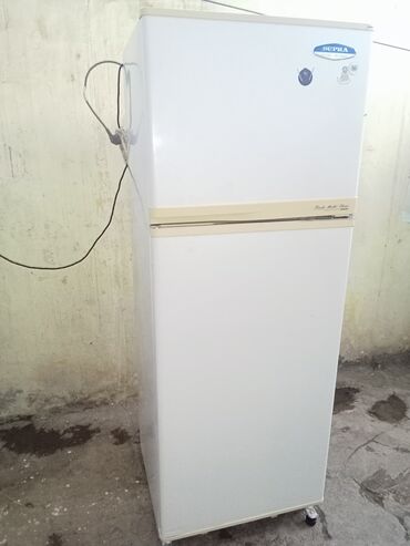 Soyuducular: 2 qapılı Soyuducu Satılır, rəng - Ağ