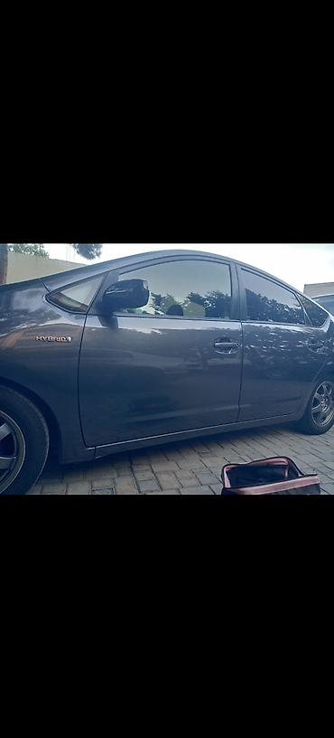 xirdalan prius servis: Surmaya verilir. Gunluk 25 manat. 300 depazit.Tamir,yag deyiwma — 4