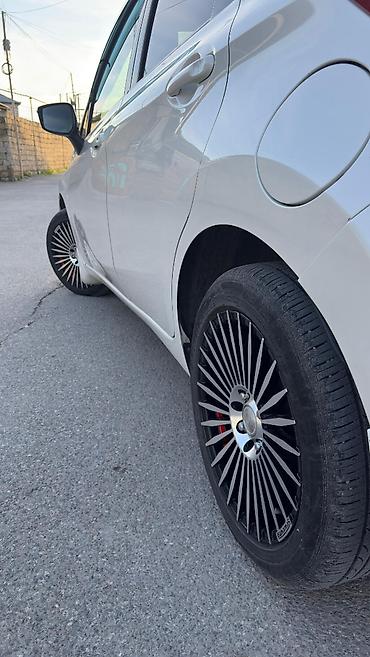 Nissan: Nissan Note: 1.2 l | 2015 il — 3