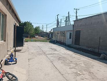 Продажа коттеджей и домов: Срочно продаю дом 110м2 участок 8 соток, угловой участок, хорошая at lalafo.kg — 9 Продажа коттеджей и домов: Срочно продаю дом 110м2 участок 8 соток, угловой участок, хорошая — 9