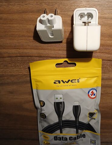 держатель для телефона: Беспроводное зарядное устройство Apple, 10 Вт