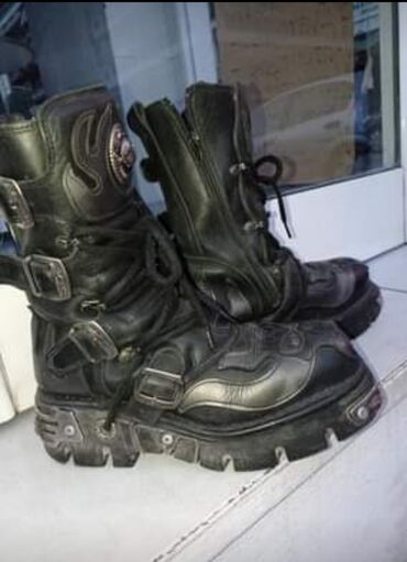 ������������: Άρβυλα New Rock made in Spain Νο 41 σχεδόν καινούργια