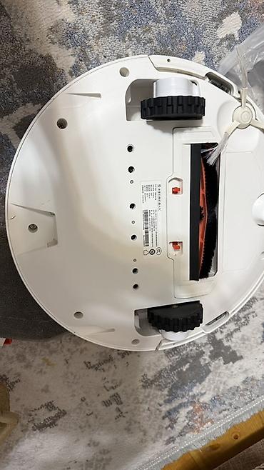 roborock: Робот-пылесос Xiaomi Mijia 3C (扫拖机器人 3C) Комплект: - робот-пылесос — 2