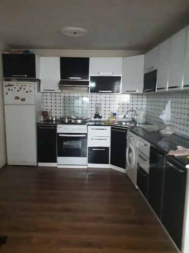 barter evlər: Поселок Сураханы 4 комнаты, 100 м², Есть кредит, Свежий ремонт