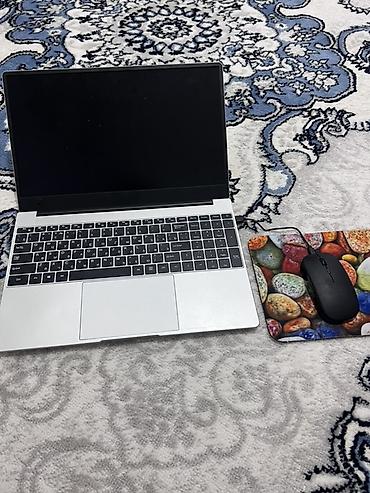 microsoft surface laptop studio: Ноутбук 14–15" серебристого цвета + проводная мышь и коврик — 1