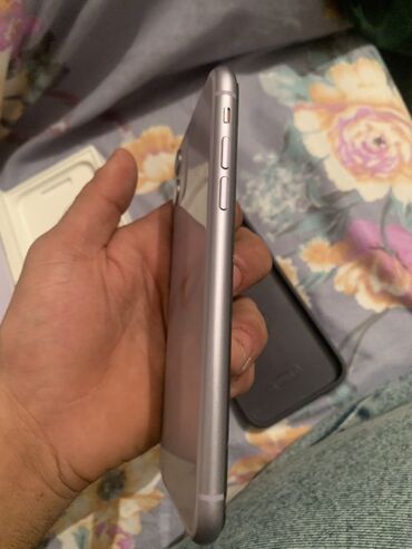 Apple iPhone: IPhone 11, Face ID — 7