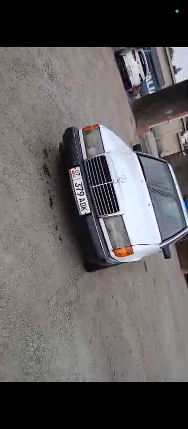 Mercedes-Benz: Mercedes-Benz SLK 230: 1989 г., 2 л, Механика, Бензин, Седан