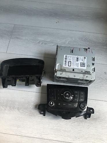 priborlar: Chevrolet/Opel orijinal multimedia/radio sistemi komplekti Tərkib: - — 1