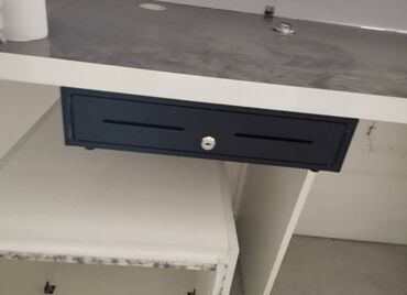 Торговля: Продаю оборудование,мебель в связи закрытием магазина одежды есть всё — 28