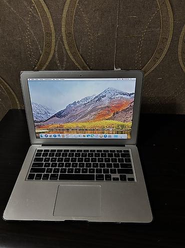 Ноутбуки Apple (MacBook): Apple MacBook Air 11" Чехол и сумка в подарок - Диагональ экрана: - — 1