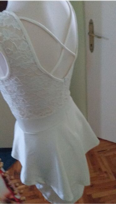eiekle italijanske pantalone braon coton l: Prelepa bela haljina kao nova vel M