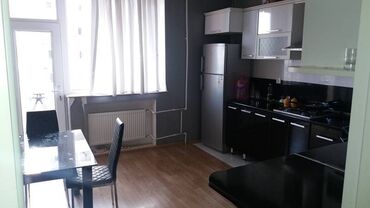 Uzunmüddətli kirayə mənzillər: ⚜️2 otaqlı yeni tikili mənzil kirayə verilir. ⚜️Tibb Universitetindən — 11