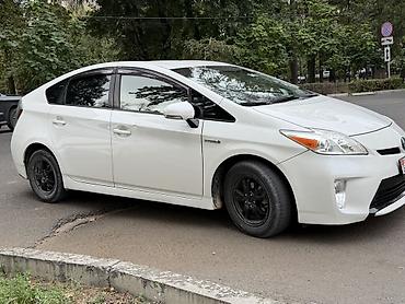 куплю тайота: Toyota Prius: 2013 г., 1.8 л, Вариатор, Гибрид, Хэтчбэк — 8