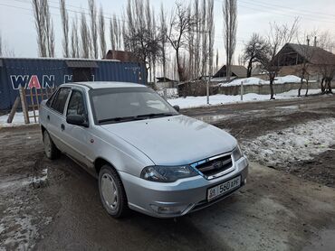 nexia центр: Daewoo Nexia: 2010 г., 1.6 л, Механика, Бензин, Седан