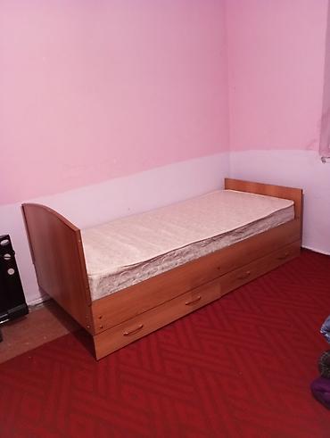 bunk bed: Односпальная кровать с матрасом и выдвижными ящиками - Тип — 1