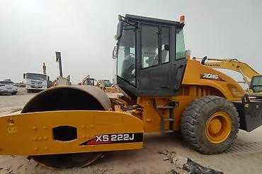 кран xcmg: Каток XCMG XS222J - Тип: вибрационный дорожный каток с одним гладким — 2