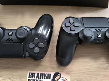Oprema za video igre: 🎮 Original DualShock 4 za PlayStation 4 Prodajem originalne DualShock — 10