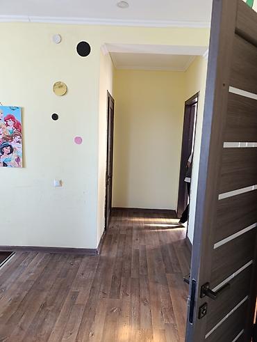 Продажа коттеджей и домов: 6 комнат и более, 240 м², 6 соток, Бишкек, Арча-Бешик ж/м Собственник — 20