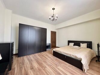 Долгосрочная аренда квартир: 4 комнаты, Агентство недвижимости, Без подселения, С мебелью полностью — 3